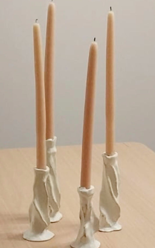 Envoltura — Candelabros de Cerámica Modelados a Mano